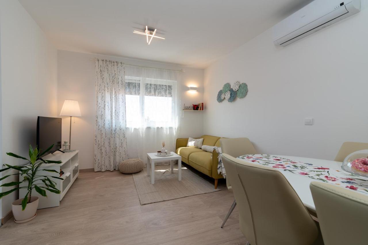 Apartman Lotos Apartman Trogir Kültér fotó