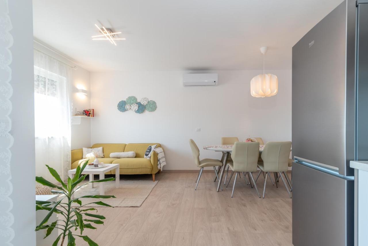 Apartman Lotos Apartman Trogir Kültér fotó