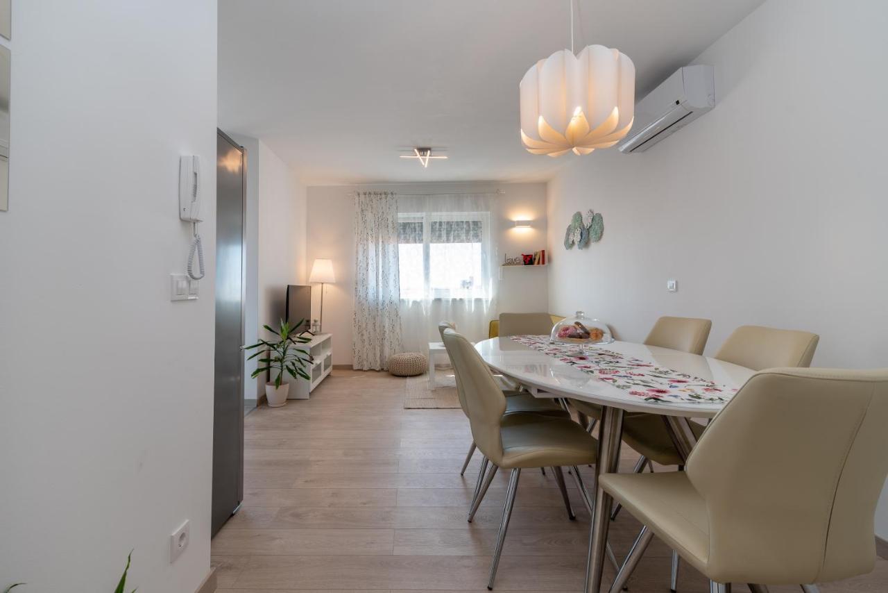 Apartman Lotos Apartman Trogir Kültér fotó